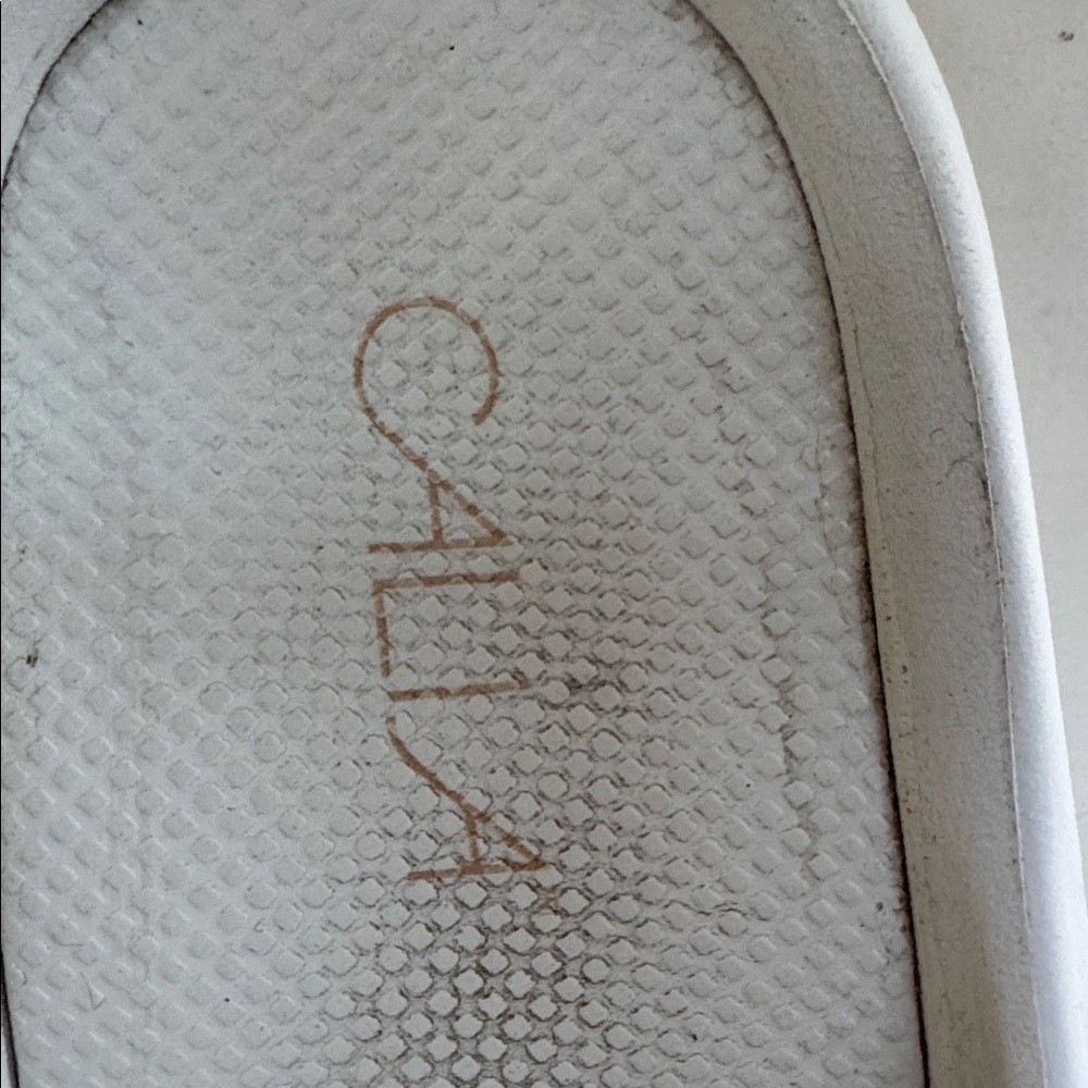 CALIA Carrie Underwood White Slip On Clogs Molded Slides White Size 7 GUC $75 - Picture 3 of 10